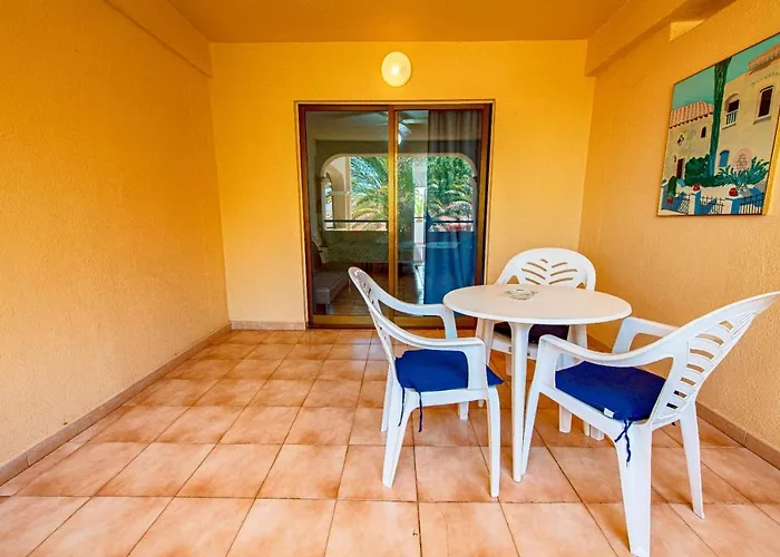 Cristianos Castle Harbour 451