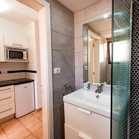 Cristianos Castle Harbour 451 * لوس كريستيانوس