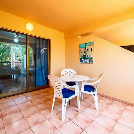 Cristianos Castle Harbour 451 *